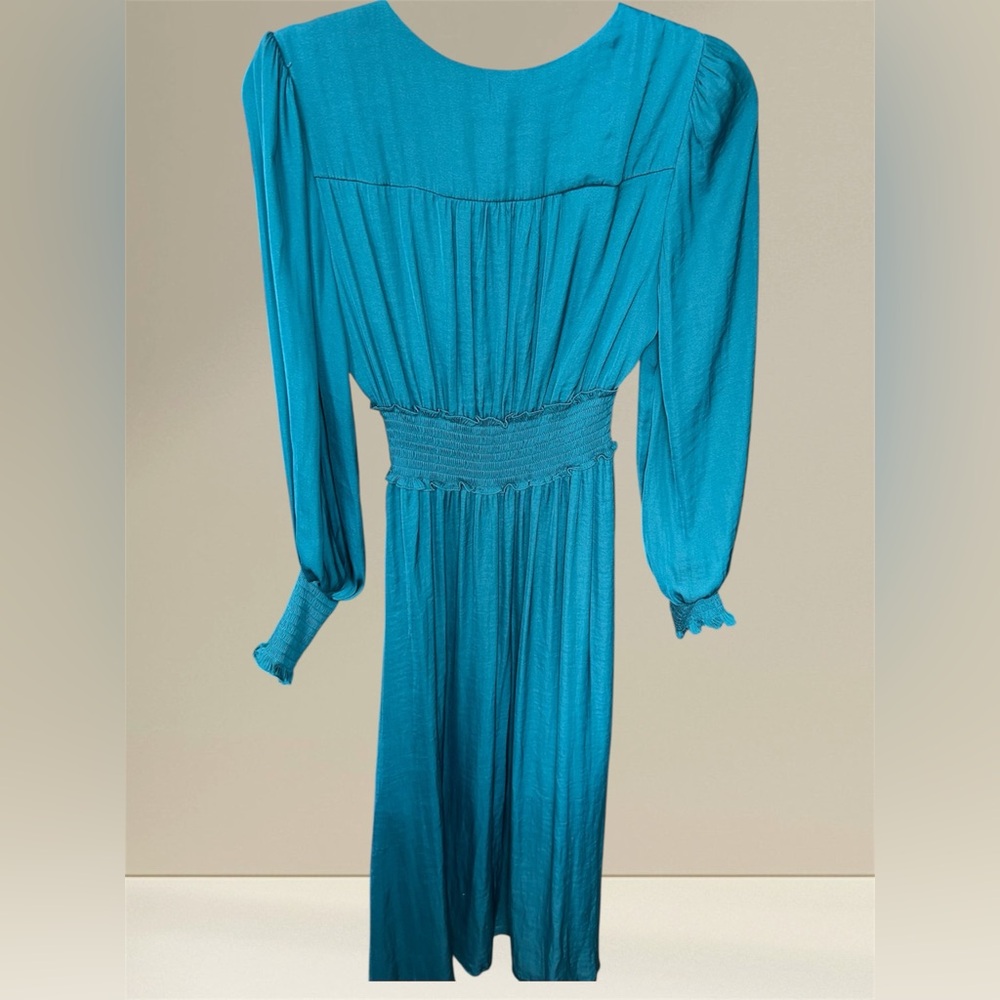 Ever New Evie Midi Dress - Picture 4 of 5